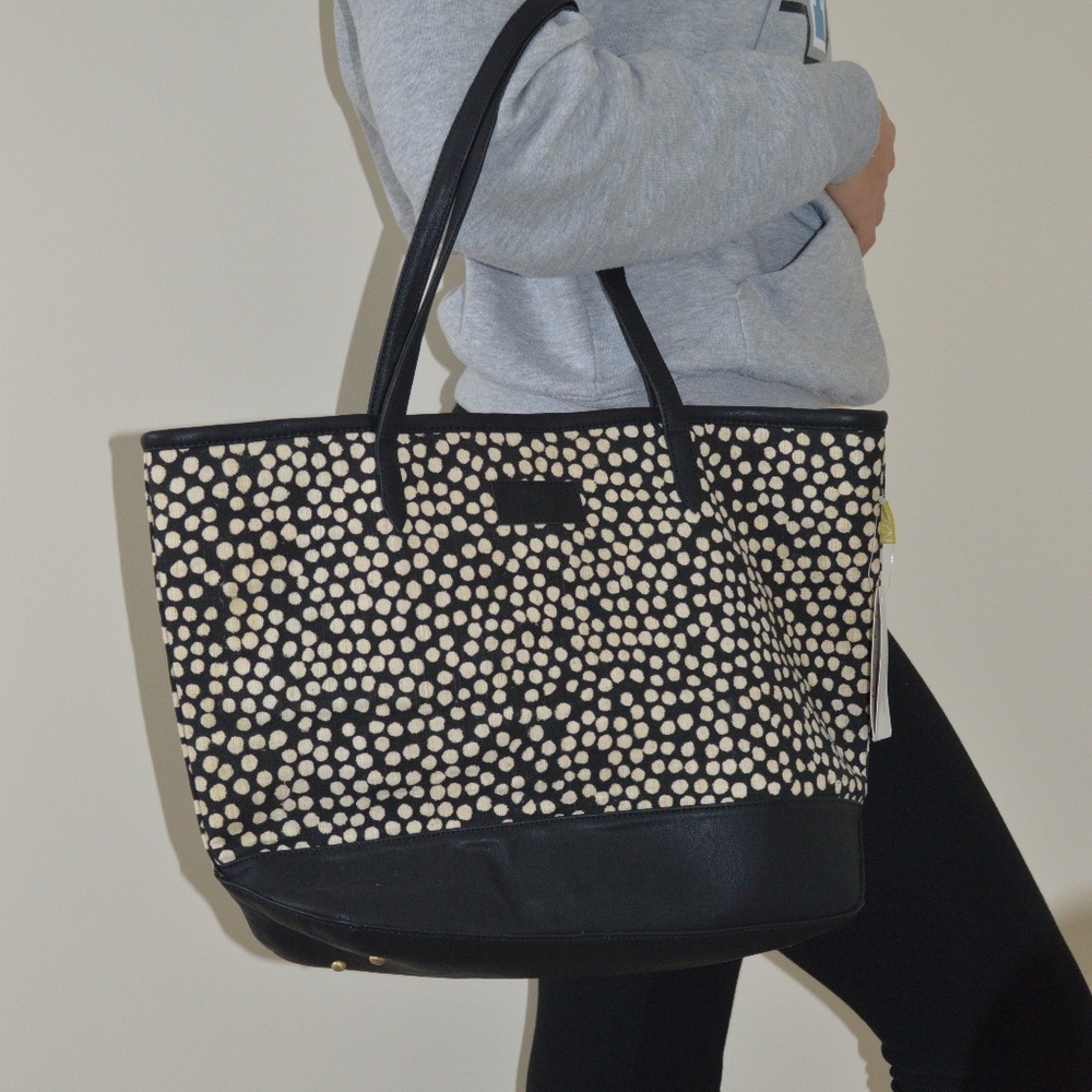 Leather Hand/Shoulder Bag (NEW)